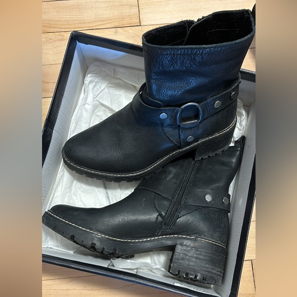 Black Naturalizer womens Tess Booties Ankle Boot - Picture 2 of 6